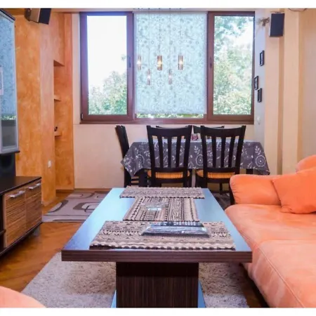 Luxury On The First Line To The Sea Apartment