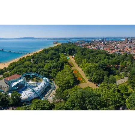 Luxury On The First Line To The Sea Burgas